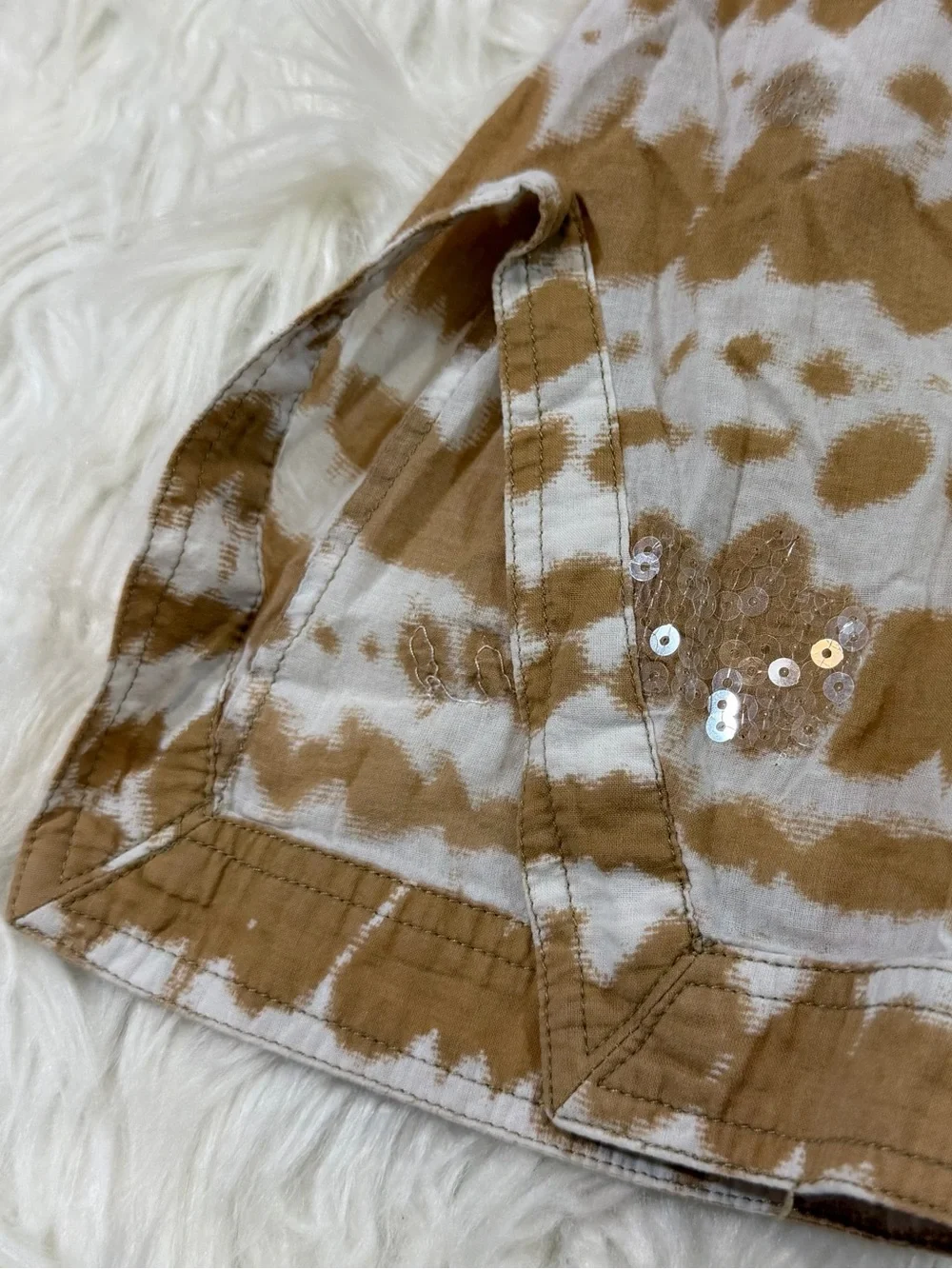 Tory Burch Stephanie Blouse 3/4 sleeves split v-neckline sequin embellishment